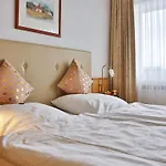 Schwarzwaldhotel Oberwiesenhof Hotel Seewald