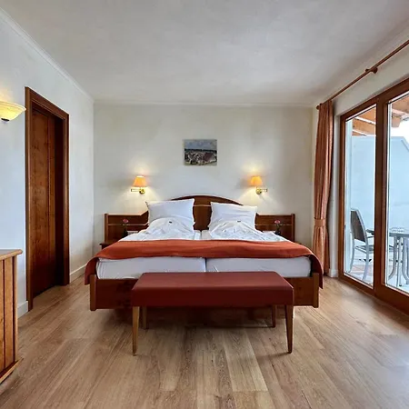 Schwarzwaldhotel Oberwiesenhof 4*