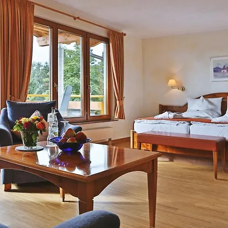 Отель Schwarzwaldhotel Oberwiesenhof